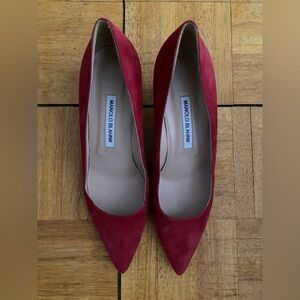 Manolo Blahnik Crimson Suede Pointed-Toe Kitten Heel Pumps